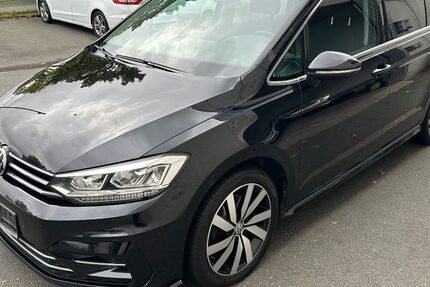 VW Touran 208.000 km 15.490 € Nürnberg 90439