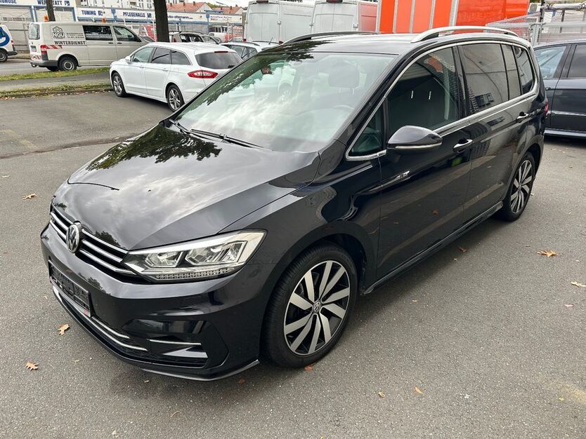 VW Touran 208.000 km 15.490 € Nürnberg 90439