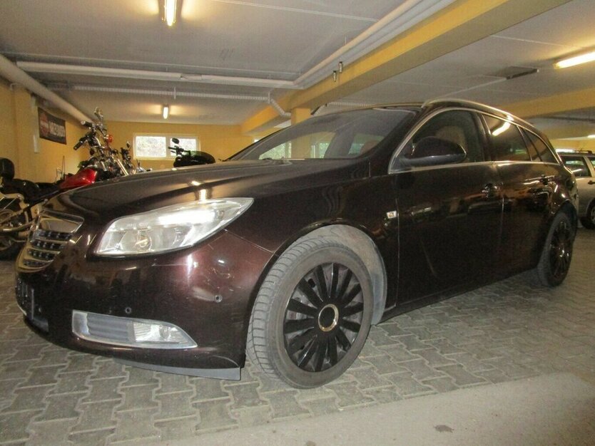 Insignia Kombi 4x4