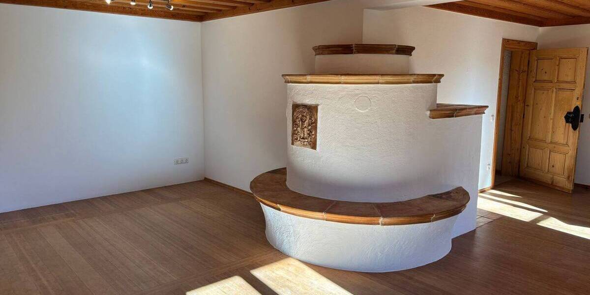 Einfamilienhaus Edling Hart - 6 Zimmer, 200 m&sup2;, 2.200&euro; | Angebot:26853020