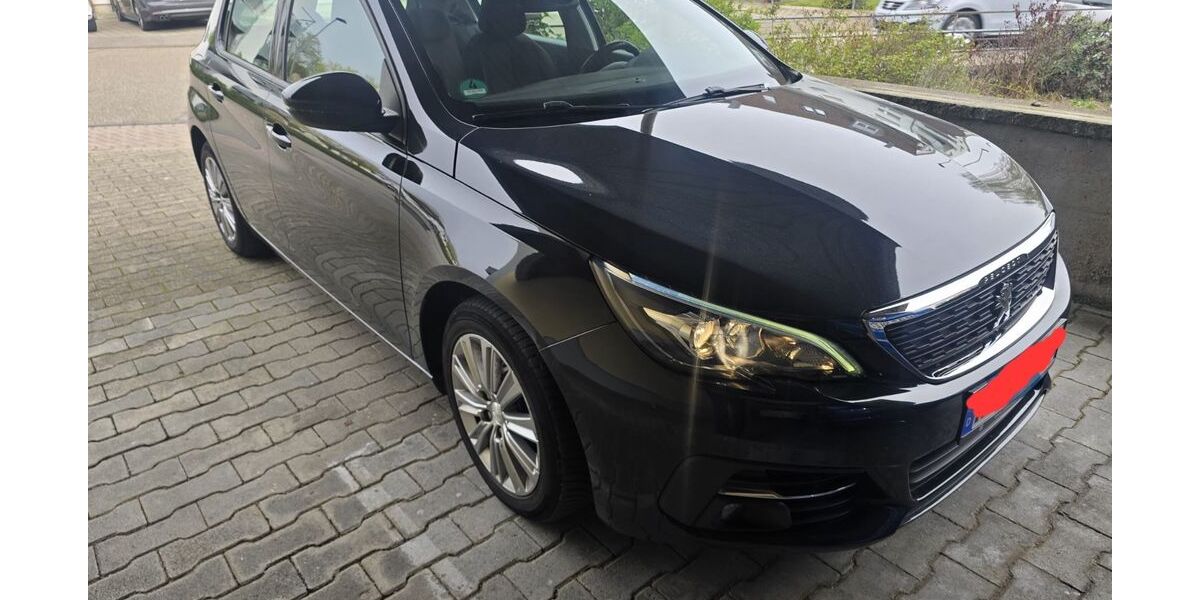 Peugeot 308 89.843 km 8.900 &euro; Ötigheim 76470