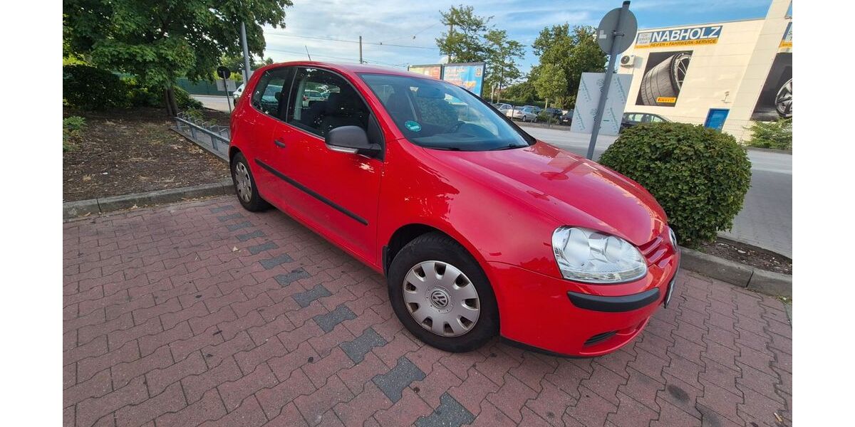 VW Golf 165.000 km 1.150 &euro; Nürnberg 90482