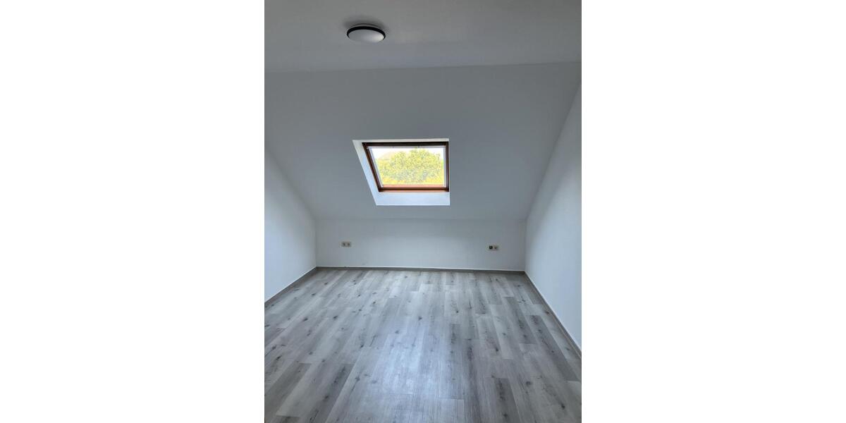 Maisonettenwohnung Herzogenrath - 4 Zimmer, 100 m&sup2;, 179.000&euro; | Angebot:27157944