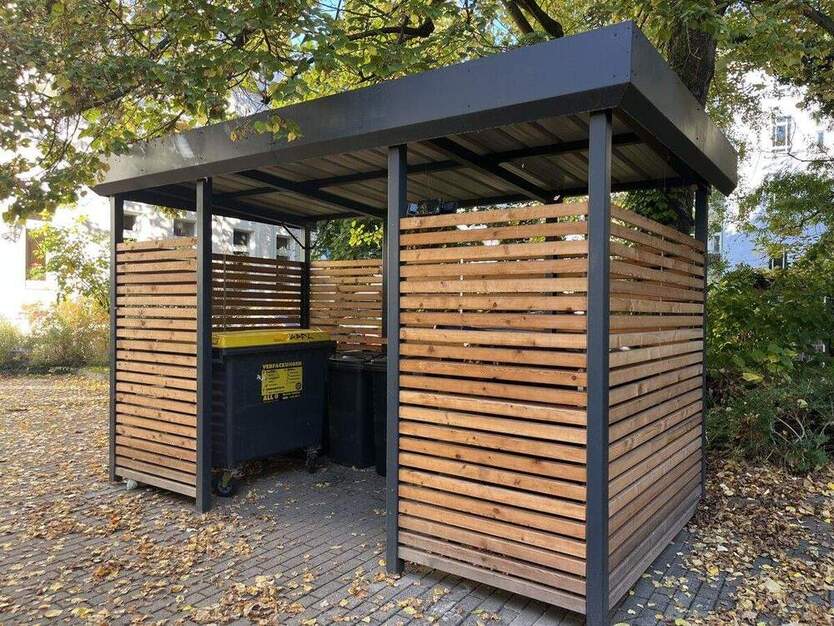 Altbau-Charme Gohlis-Süd: Familienfreundliche Wohnung mit Balkon, Stellplatz und Fahrstuhl zum Kauf 3 zimmer