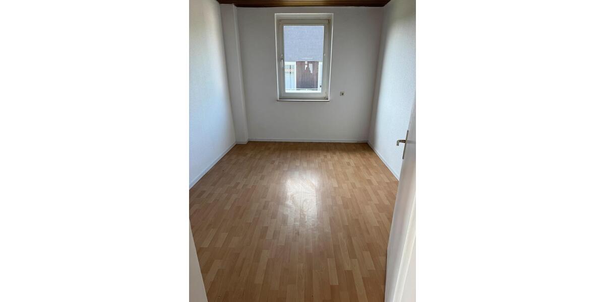 Etagenwohnung Bünde - 4 Zimmer, 93 m&sup2;, 900&euro; | Angebot:26315048