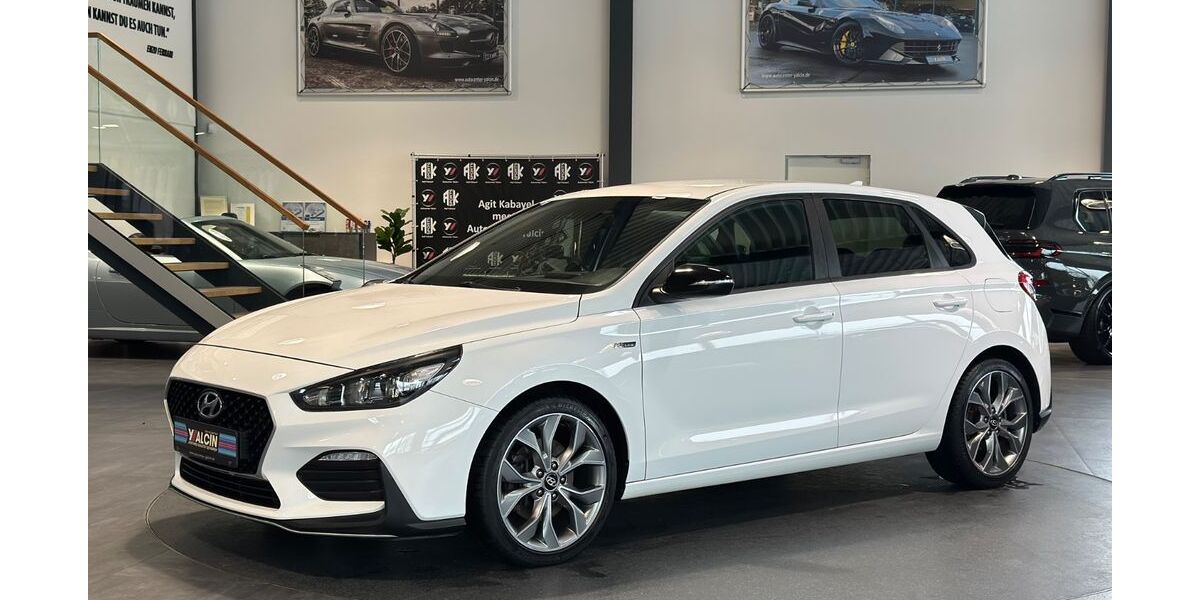 Hyundai i30 84.695 km 17.790 &euro; Aurich 26605