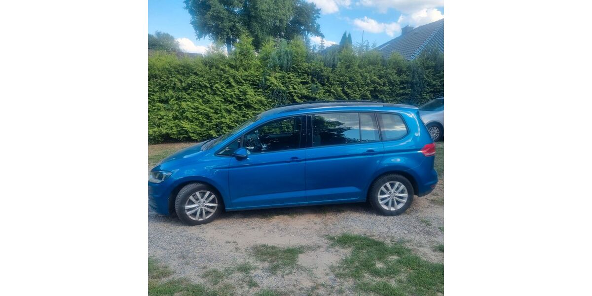 VW Touran 99.994 km 16.500 &euro; Süptitz 04860