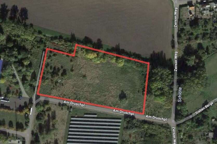 Grundstück in Staßfurt 868.500 € 19300 m²