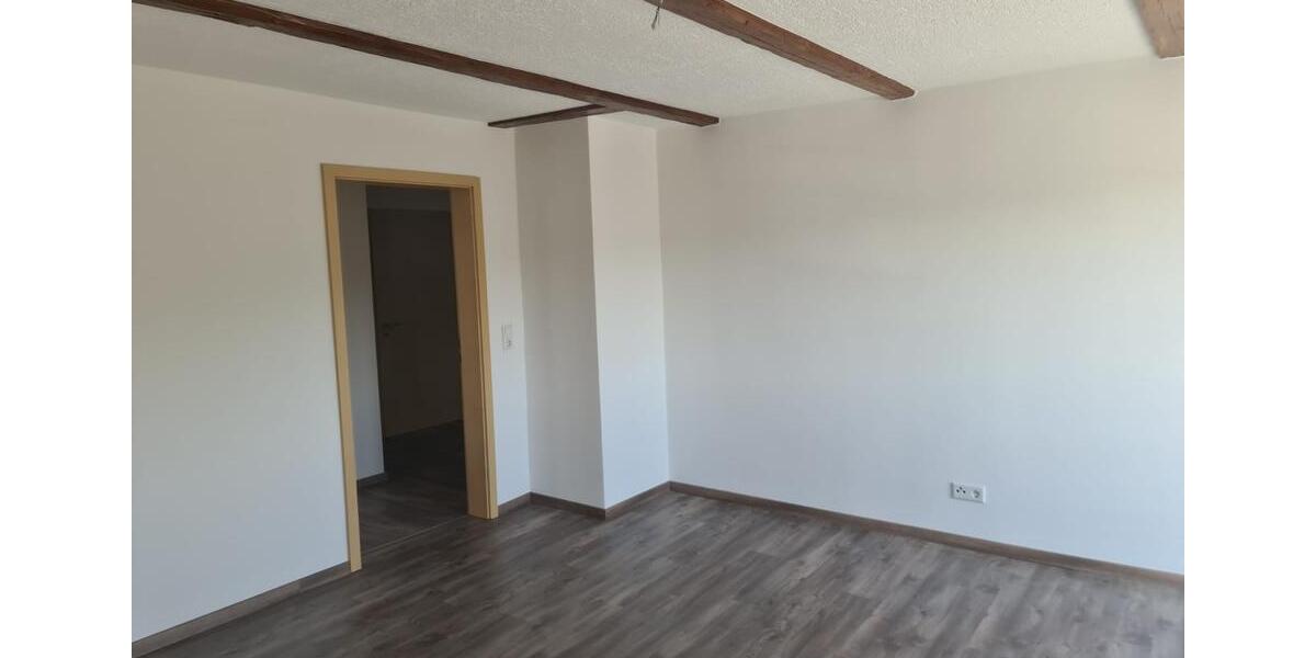 Maisonettenwohnung Sebnitz - 4 Zimmer, 87 m&sup2;, 599&euro; | Angebot:26688580