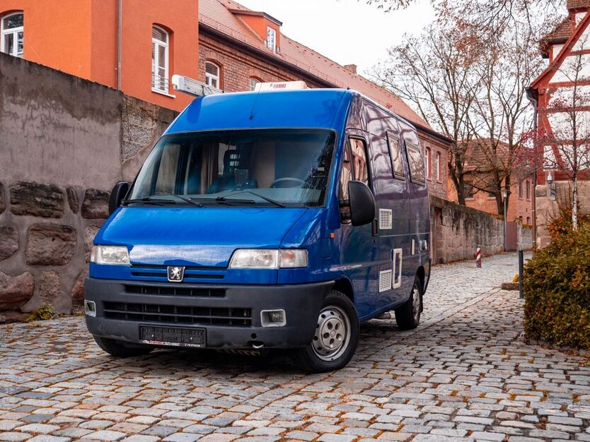 Peugeot Boxer 190.000 km 7.500 € Haag 91126
