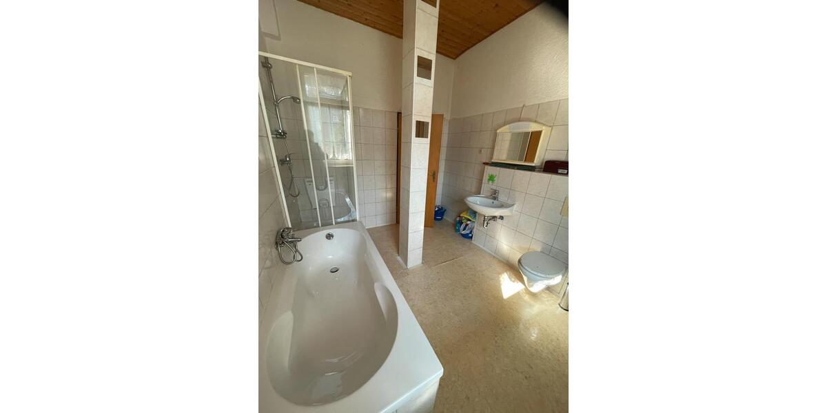 Hochparterre Wilhelmshaven - 2 Zimmer, 52 m&sup2;, 69.000&euro; | Angebot:25844863