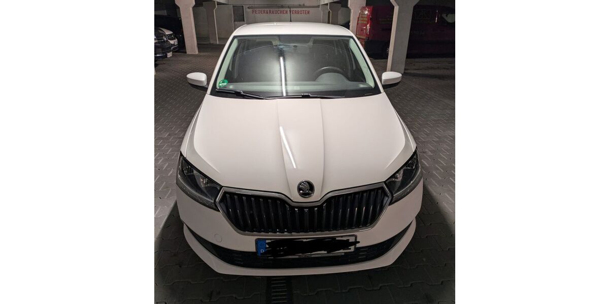 Skoda Fabia 109.000 km 8.800 &euro; München 81379