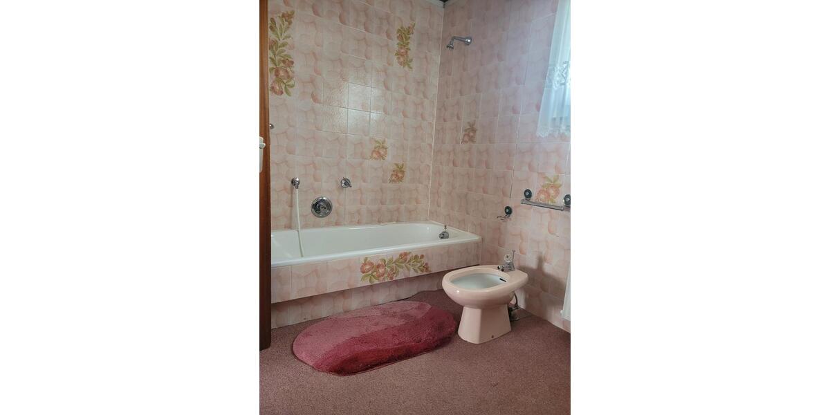 Bungalow Kirkel - 5.5 Zimmer, 146 m&sup2;, 250.000&euro; | Angebot:26983333