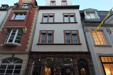 Trier Innenstadt: Apartment mit EBK und Balkon ab 01.03. frei 2 zimmer