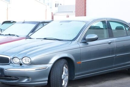 Jaguar X-Type 185.000 km 3.000 &euro; Düsseldorf 40547