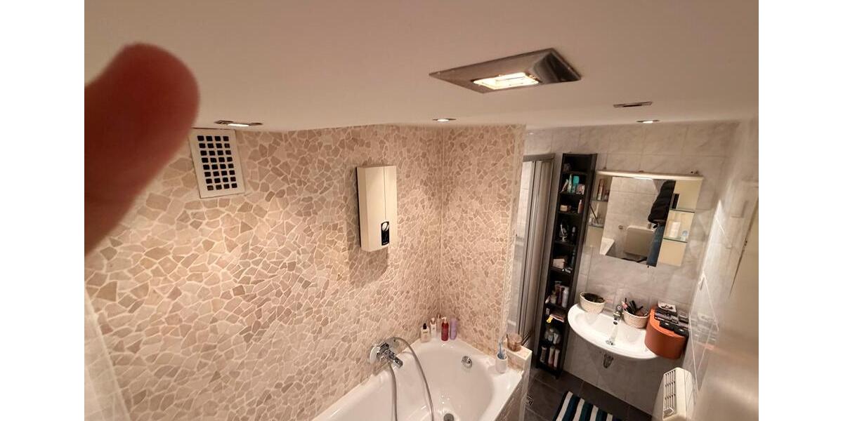 Erdgeschoßwohnung Essen Huttrop - 3 Zimmer, 68 m&sup2;, 159.000&euro; | Angebot:25757602