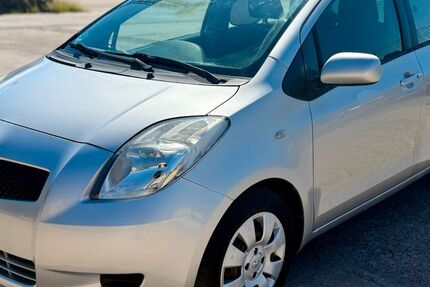 Toyota Yaris 65.488 km 6.490 € Weimar 99427