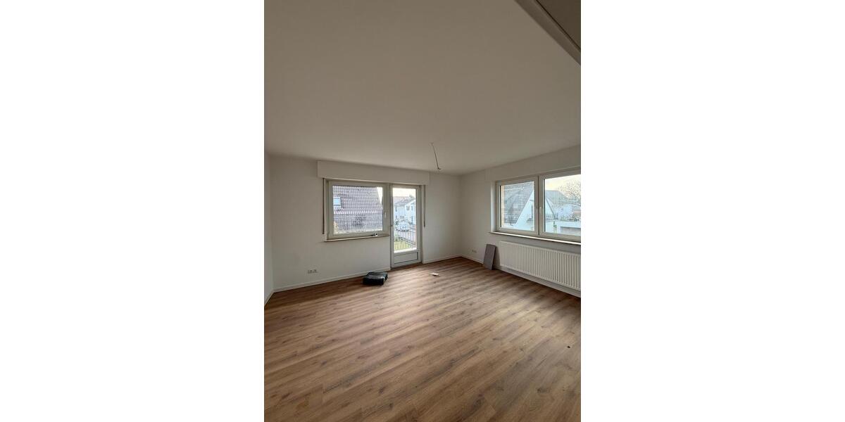 Erdgeschoßwohnung Raunheim - 2 Zimmer, 64 m&sup2;, 1.100&euro; | Angebot:25831938