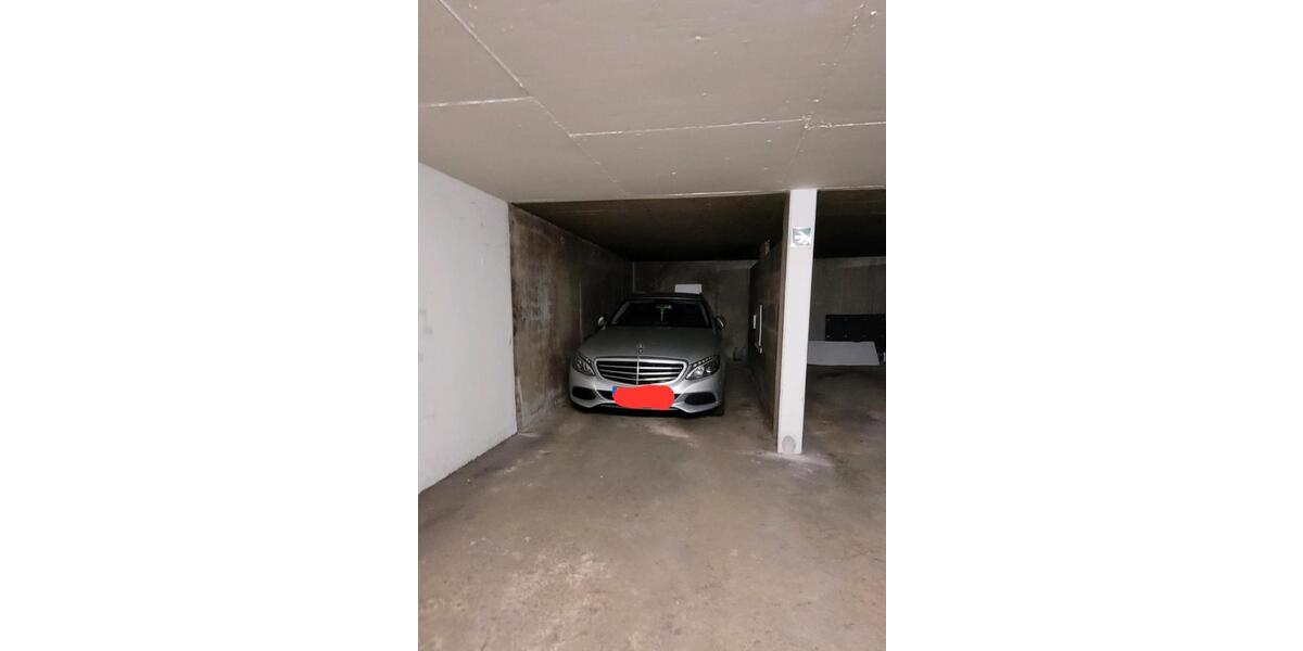 Modern drei Zimmer Wohnung in Weinstadt, 5 minutes von S Bahn 3.5 zimmer