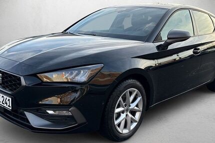 Seat Leon 9.999 km 32.880 &euro; Wiesbaden 65189