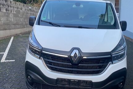 Renault Trafic 45.000 km 15.600 &euro; Köln 51107