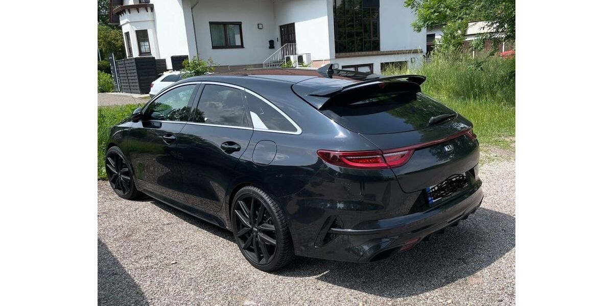 Kia pro ceed / ProCeed 76.760 km 21.400 &euro; Helpsen 31691
