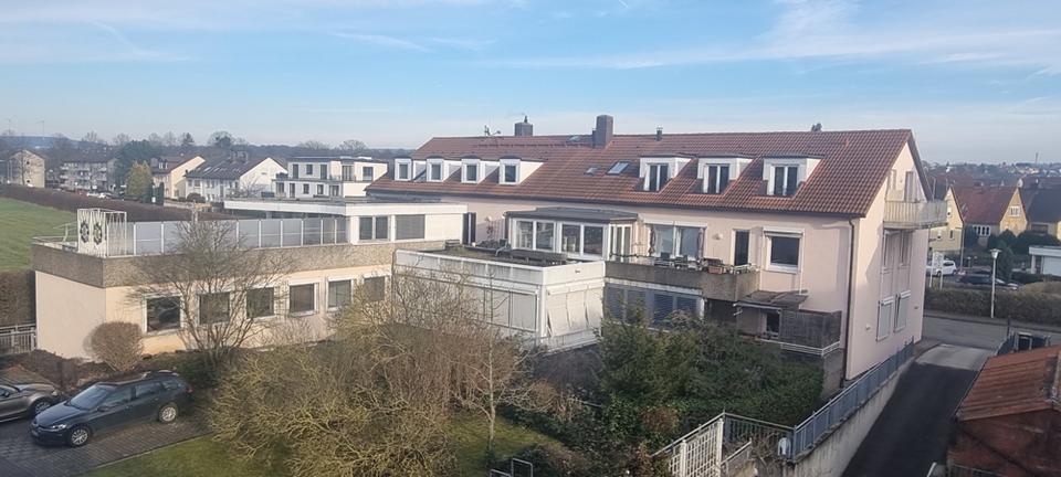 Etagenwohnung Kassel Bettenhausen - 3 Zimmer, 169 m&sup2;, 1.090&euro; | Angebot:26618607