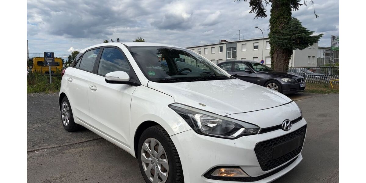 Hyundai i20 46.000 km 5.990 &euro; Dietzenbach 63128