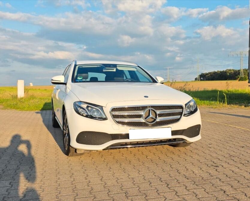 E 200