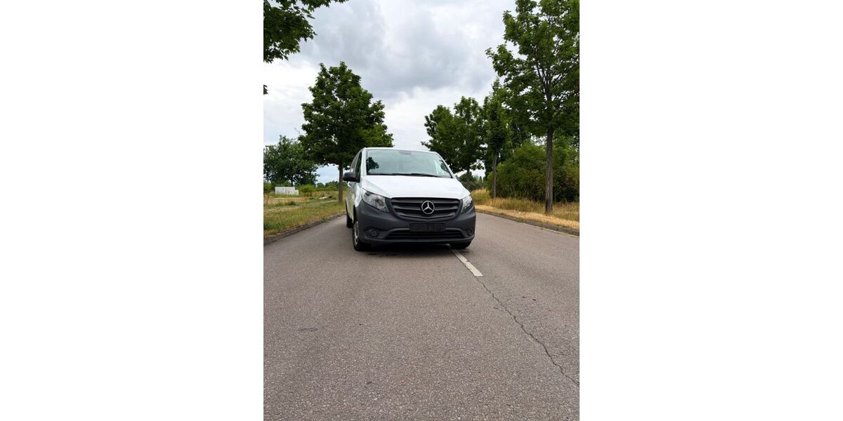 Mercedes-Benz Vito 223.328 km 12.500 &euro; Torgau 04860