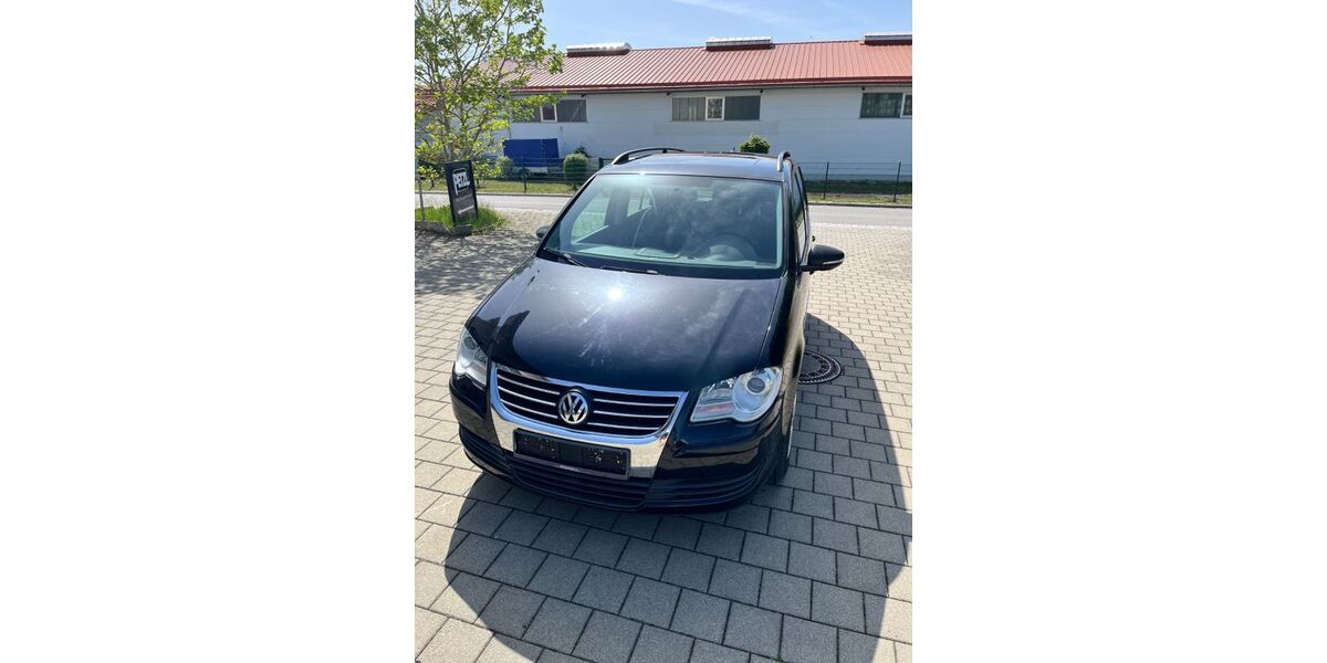 VW Touran 215.723 km 2.450 &euro; Riegsee 82418