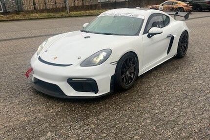 Porsche Cayman 9.030 km 144.900 € Treis-Karden 56253