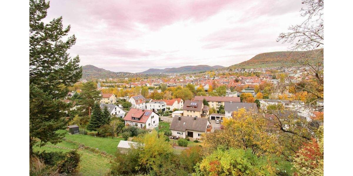 Einfamilienhaus Pfullingen - 7 Zimmer, 229 m&sup2;, 649.000&euro; | Angebot:26377791