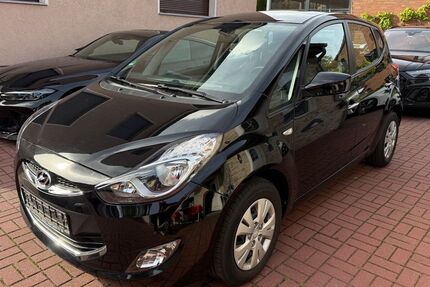 Hyundai ix20 52.303 km 9.350 &euro; Berlin 12355