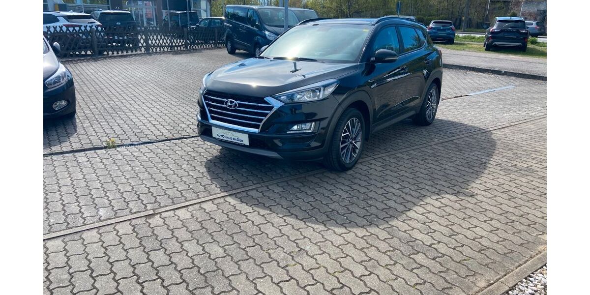 Hyundai TUCSON 50.100 km 18.990 &euro; Frankfurt 15234