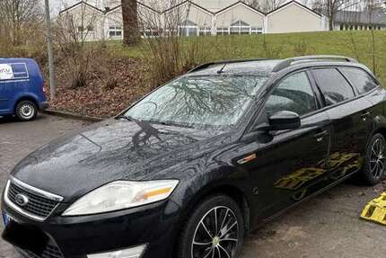 Ford Mondeo 218.000 km 2.900 &euro; Bad Arolsen 34454