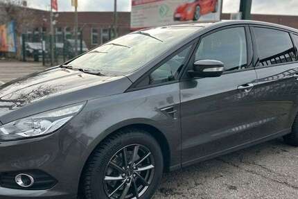 Ford S-Max 121.000 km 14.999 &euro; Berlin-Spandau 13585