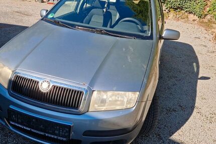 Skoda Fabia 194.000 km 700 &euro; Suhl 98528