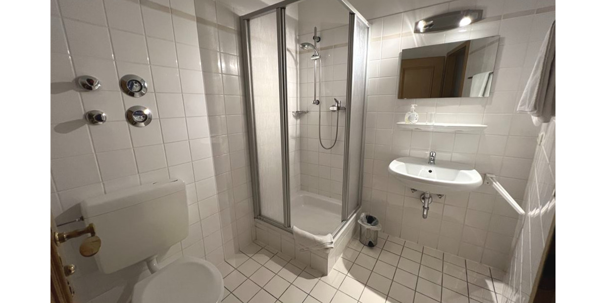 Einfamilienhaus Burghausen - 1 Zimmer, 930.000&euro; | Angebot:25696397