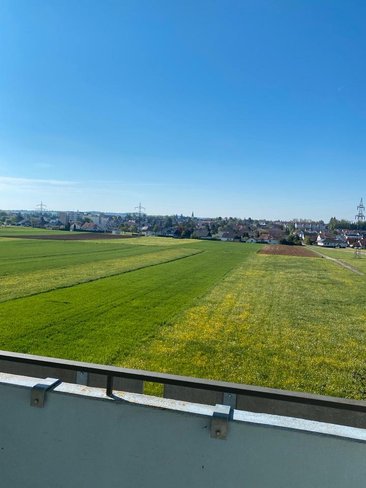 Helle 4-Zimmer-Wohnung mit Einbauküche in Winterlingen zimmer