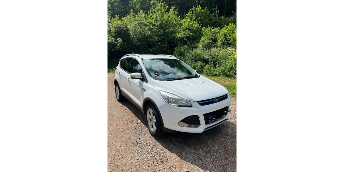 Ford Kuga 139.000 km 6.200 &euro; Holzheim 65558