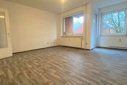 Wohnung Esens - 3 Zimmer, 65 m&sup2;, 595&euro; | Angebot:27415792