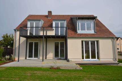 Wohnung Zeitlarn - 4 Zimmer, 109 m&sup2;, 1.210&euro; | Angebot:26087511