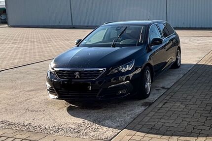 Peugeot 308 144.000 km 10.900 &euro; Hagenow 19230