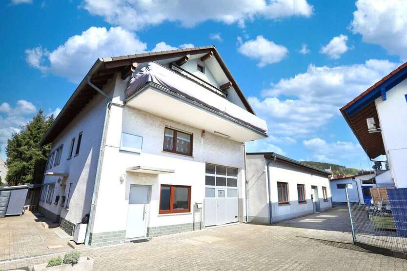 Haus zum Kaufen in Gelnhausen 949.000 € 550 m²