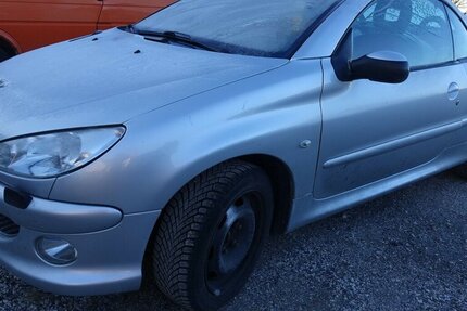 Peugeot 206 CC Platinum Klima Navi Leder Sitzh. Alu WR ohn 172.000 km 300 &euro; Neumarkt/OPf 92318
