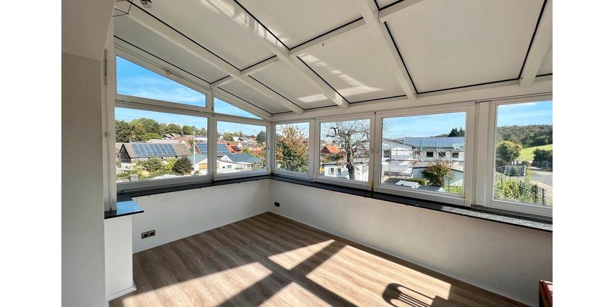 Exklusives Einfamilienhaus (Doppelhaush.) 150qm in ruhiger Lage 3 zimmer