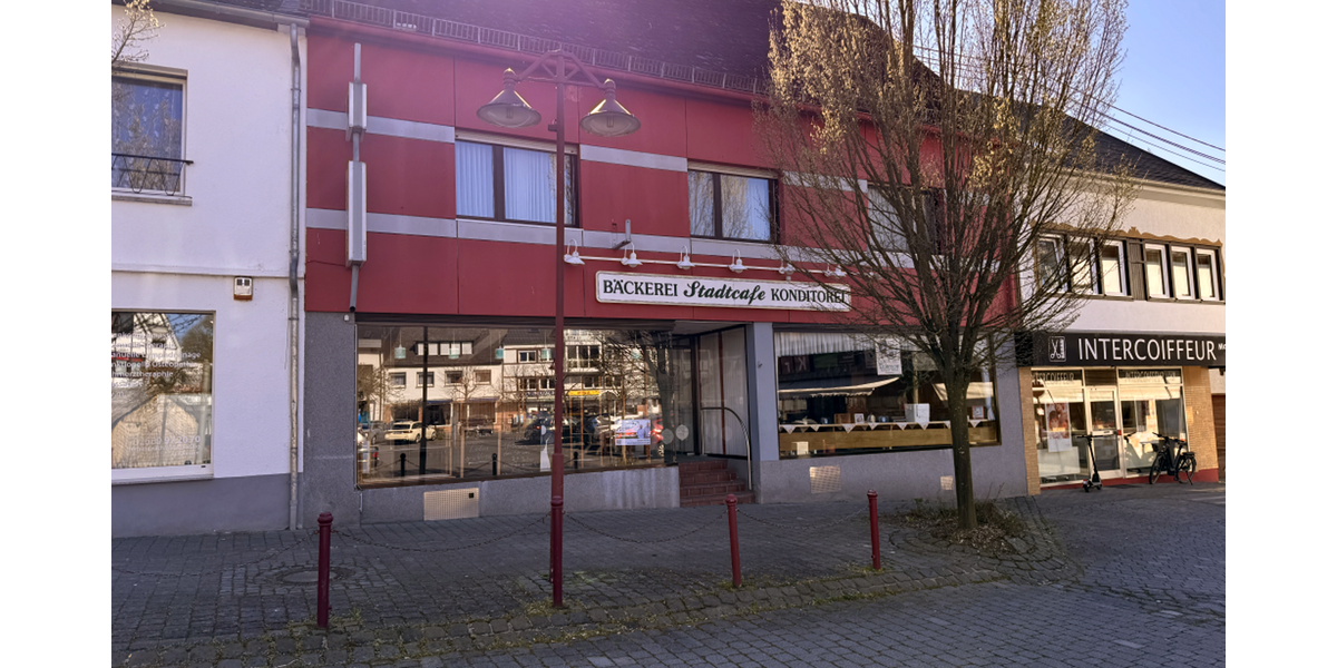 Haus zum Kaufen in Dierdorf 295.000 € 236 m² 6 zimmer