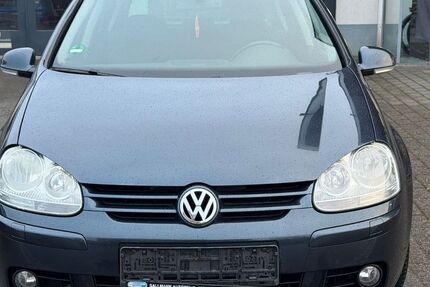 VW Golf 241.000 km 3.990 &euro; Meckenbeuren 88074