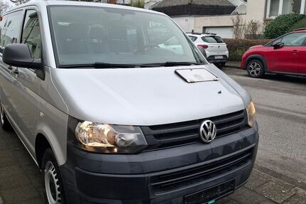 VW T5 Transporter 291.000 km 8.999 &euro; Paderborn 33100